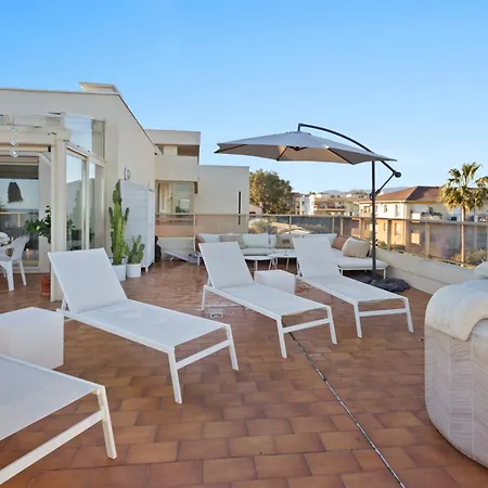 The Rooftop - Jacuzzi - Sea - 180 Terrace - Parking Apartment